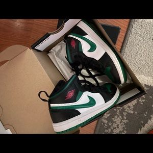 Retro 1 mid.